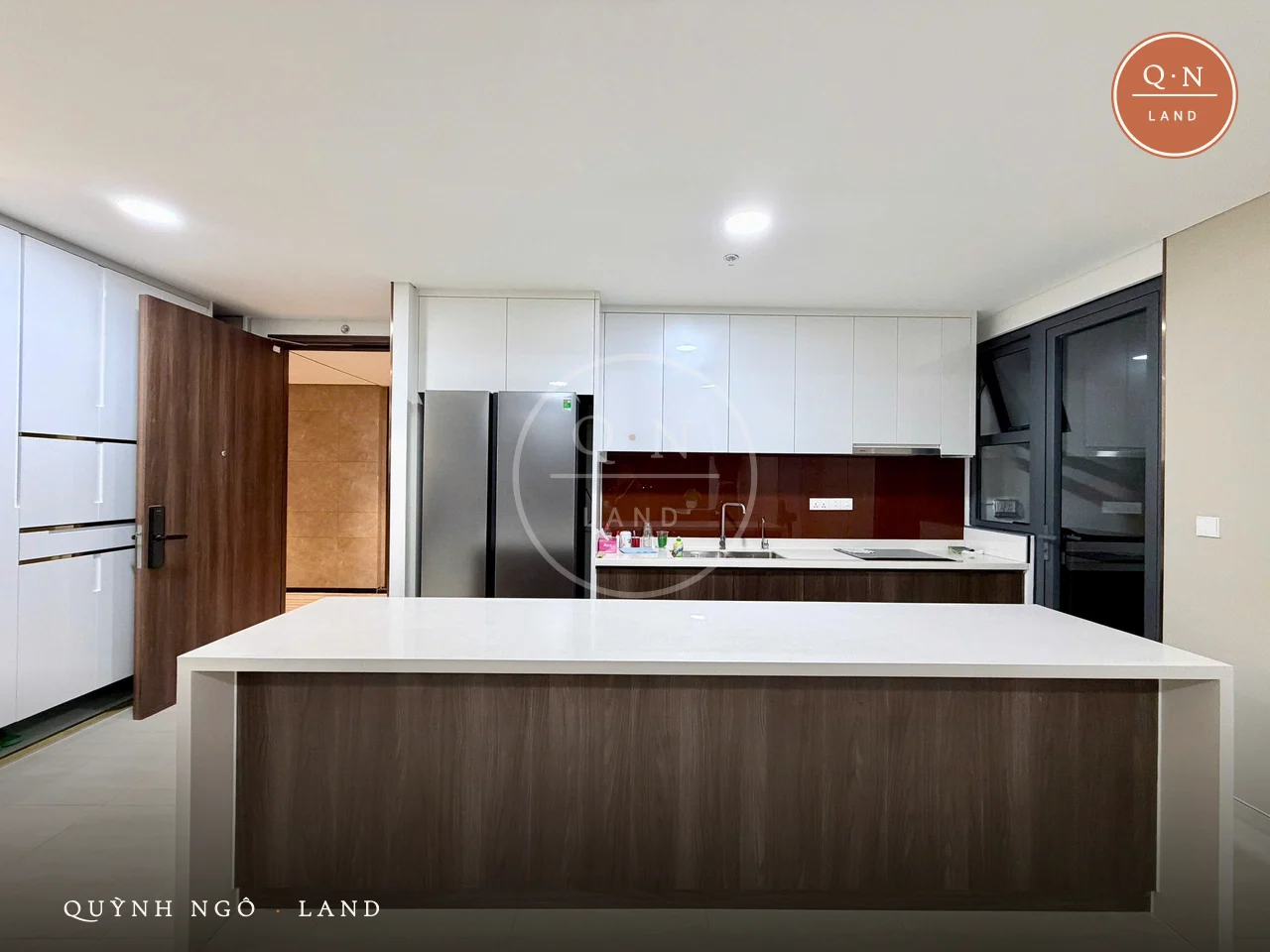 The Infiniti 3베드룸 아파트 135 m² – 풀 가구, 즉시 입주 가능