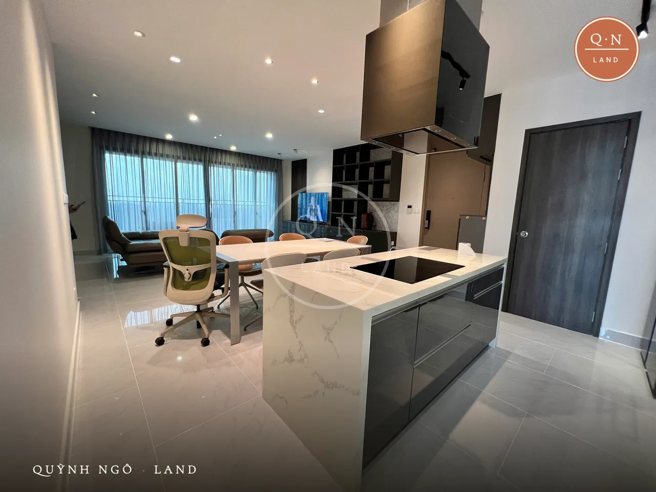 位于 The View，2 Nguyễn Văn Tưởng 的 4PN 147 m² 公寓 4