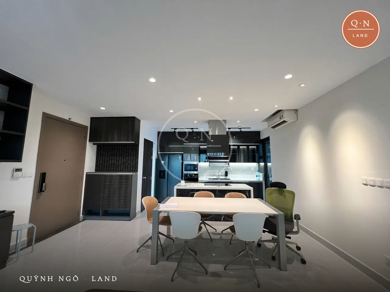 位于 The View，2 Nguyễn Văn Tưởng 的 4PN 147 m² 公寓 3